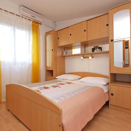 Apartamento Milan 1048 Rovinj