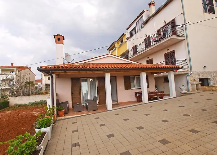 Διαμέρισμα Milan 1048 *