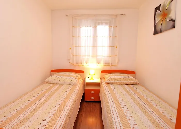 Milan 1048 * Ρόβινι